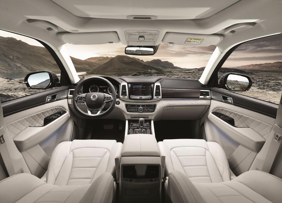 Торпедо SsangYong Rexton (Y400) 2017 года  (WW) (фото 23 из 70)